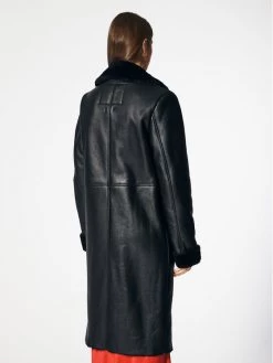 Rage Age Γυναίκες Γούνες & Πανωφόρια από προβιά Δέρμα προβάτου Aspen Μαύρο Regular Fit 10 Rage Age Γυναίκες Γούνες & Πανωφόρια από προβιά Δέρμα προβάτου Aspen Μαύρο Regular Fit -Rage Age Κατάστημα unnamed file 13